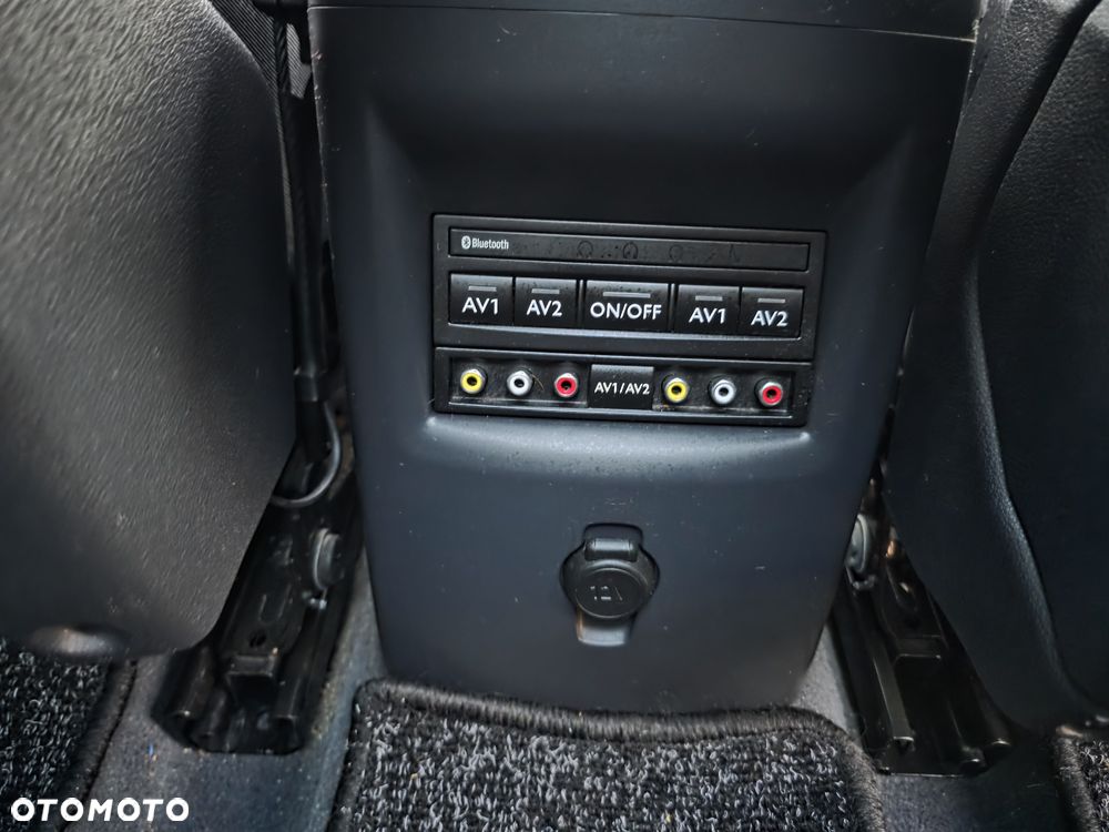 Peugeot 5008 HDI FAP 110 Family - 16