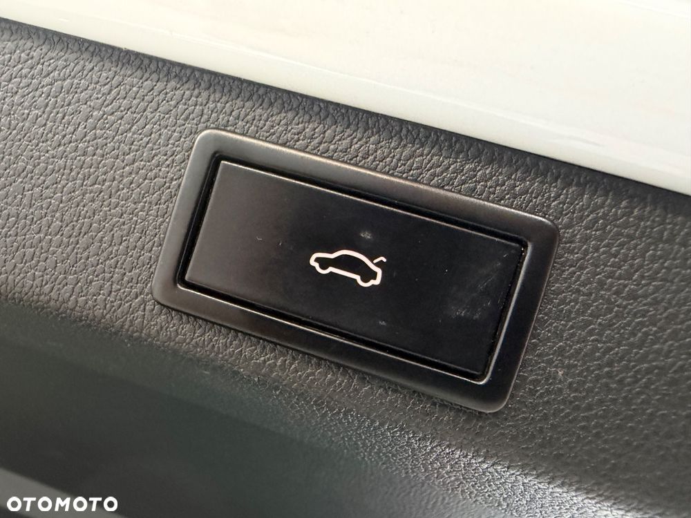 Skoda Superb 1.6 TDI DSG Active - 25