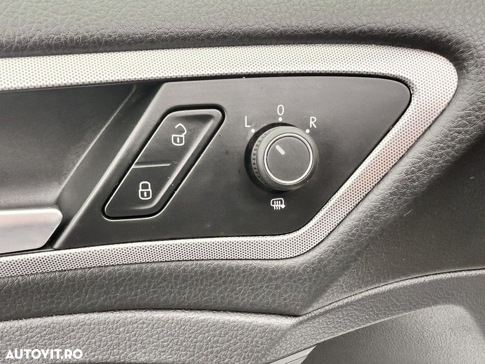 Volkswagen Golf - 7