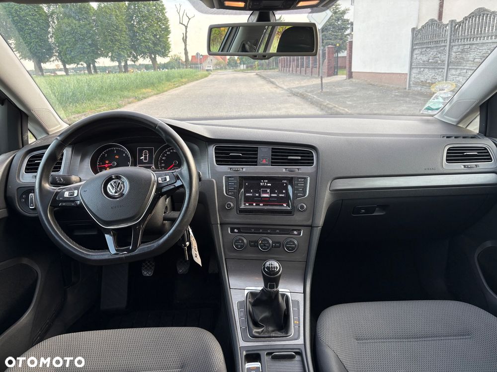 Volkswagen Golf - 12
