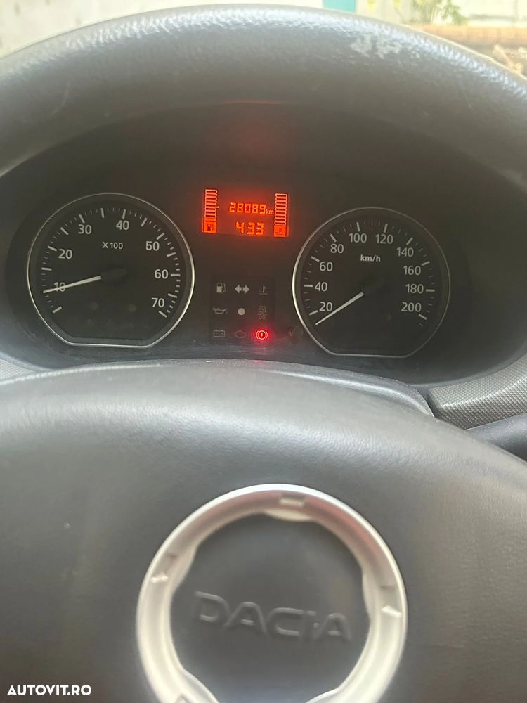 Dacia Logan 1.2 - 9