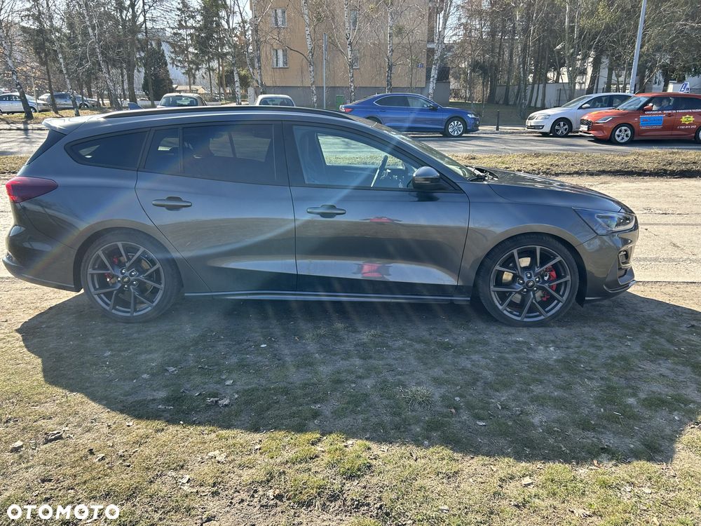 Ford Focus 2.3 EcoBoost ST X - 9