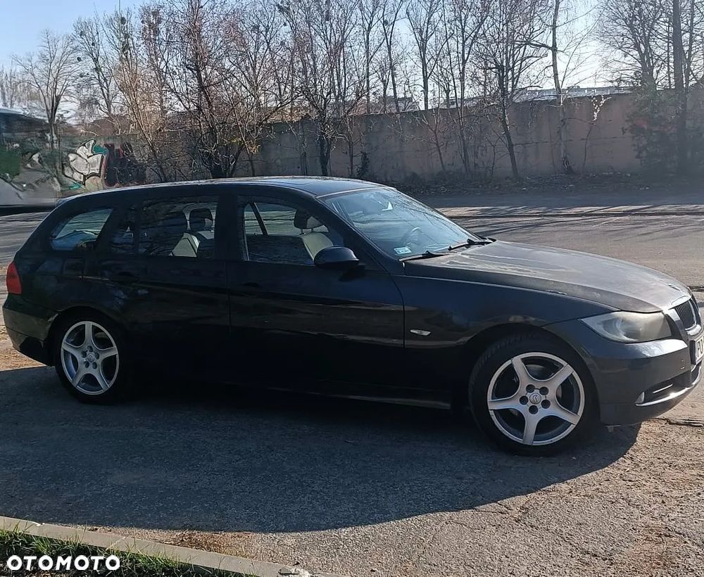 BMW Seria 3 320d DPF Edition Fleet Sport - 13