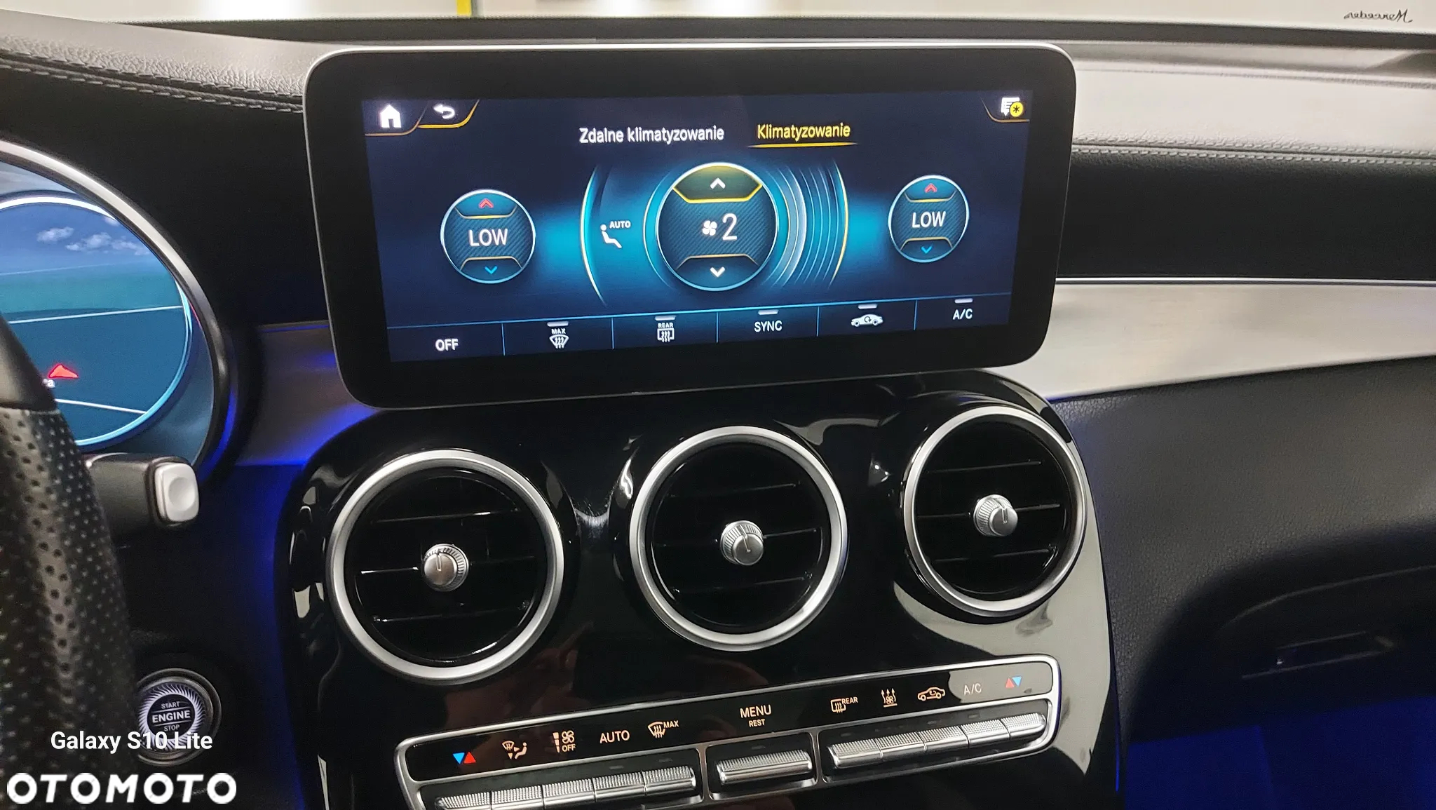 Mercedes-Benz GLC 300 d 4Matic 9G-TRONIC AMG Line Plus - 38