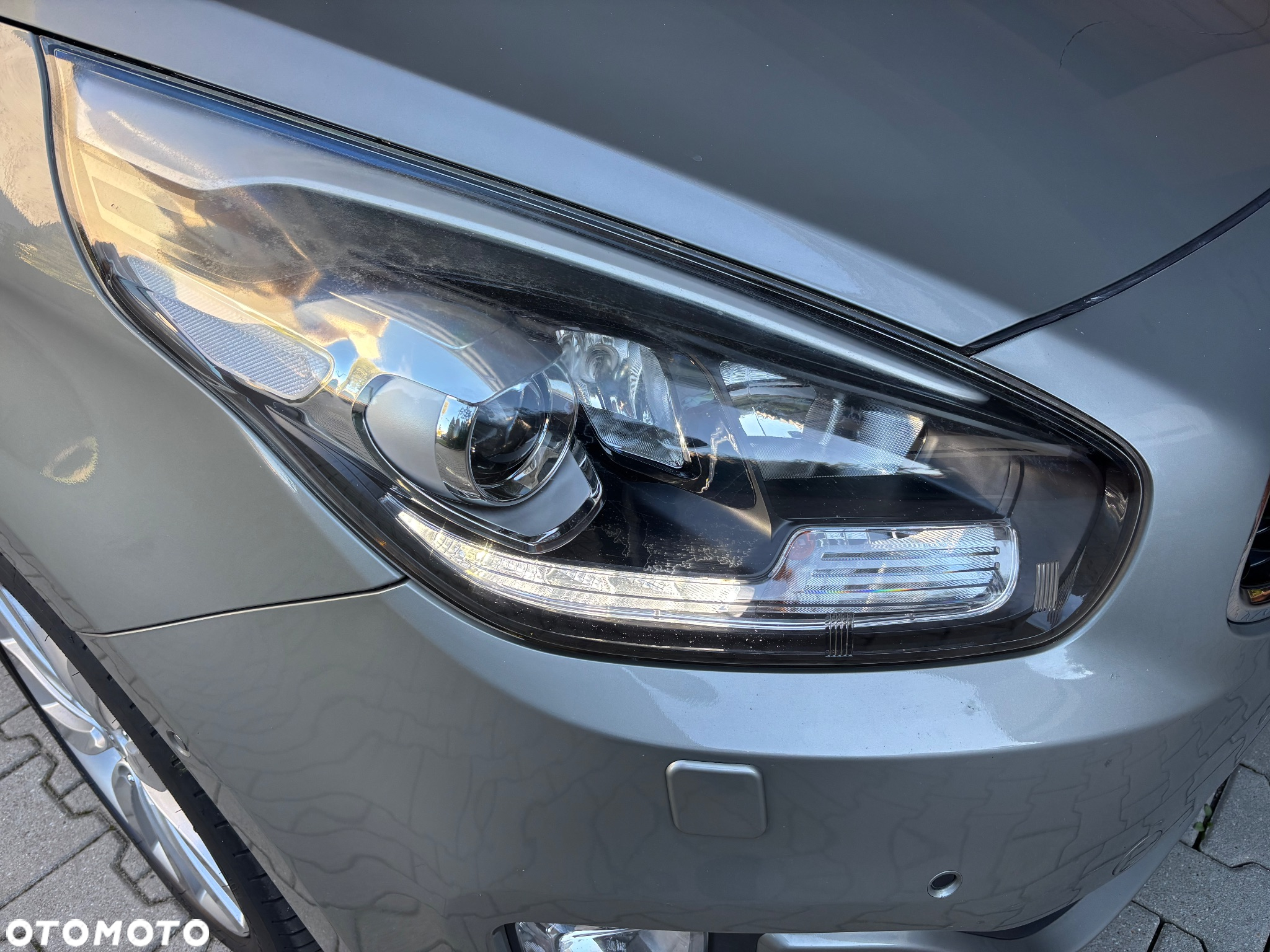Kia Carens 1.7 CRDi 136 Dream Team Edition - 11