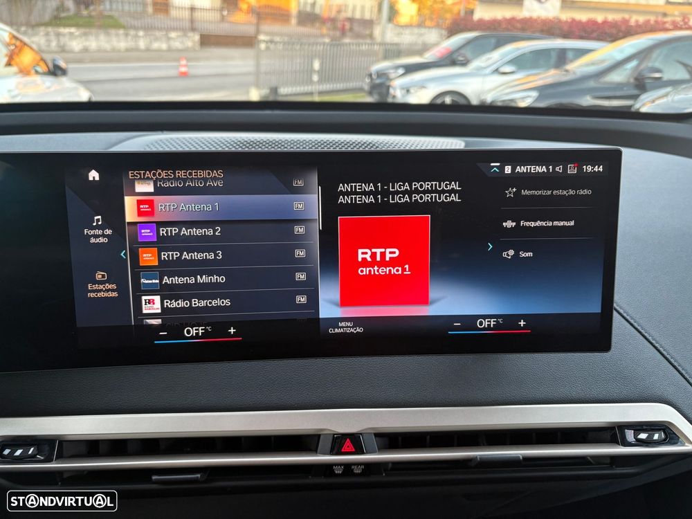 BMW iX xDrive 40 Pack Desportivo - 39