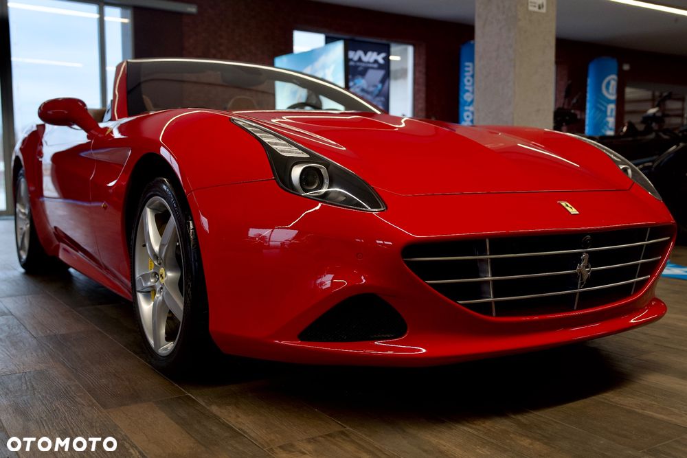 Ferrari California T - 4
