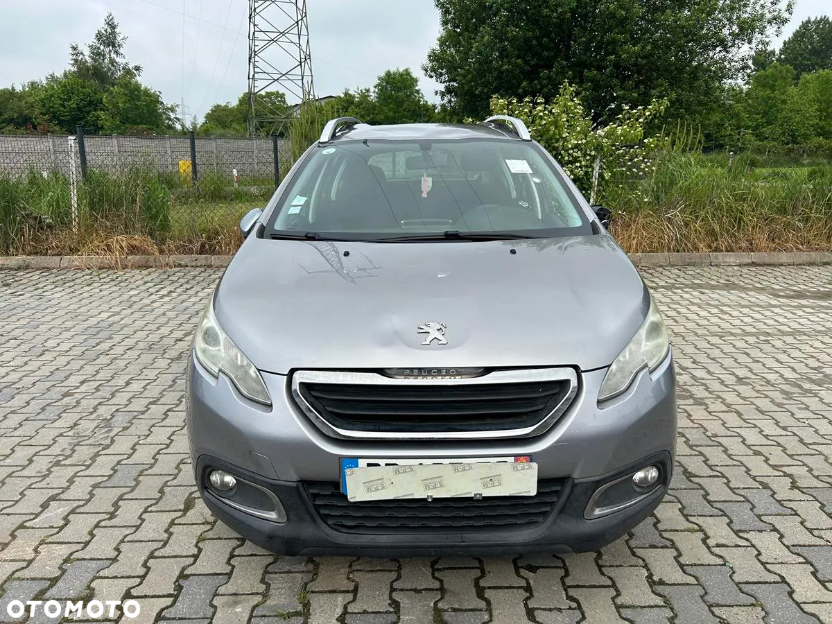 Peugeot 2008 1.6 e-HDi Allure S&S - 8