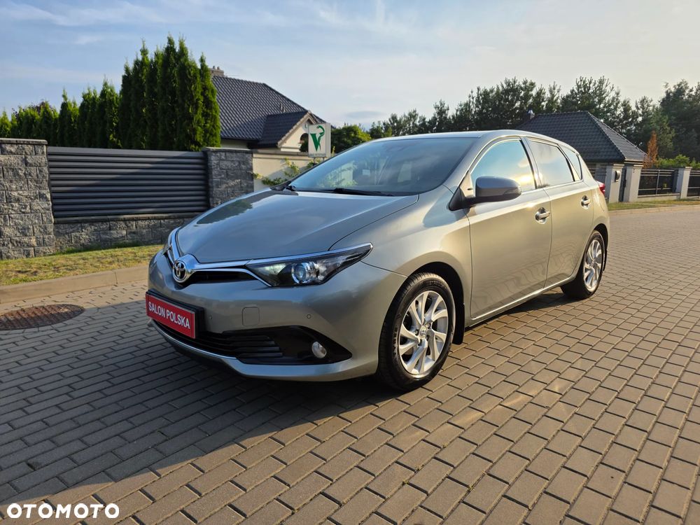 Toyota Auris 1.6 Premium - 5