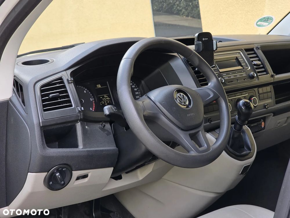 Volkswagen Transporter T6 - 14