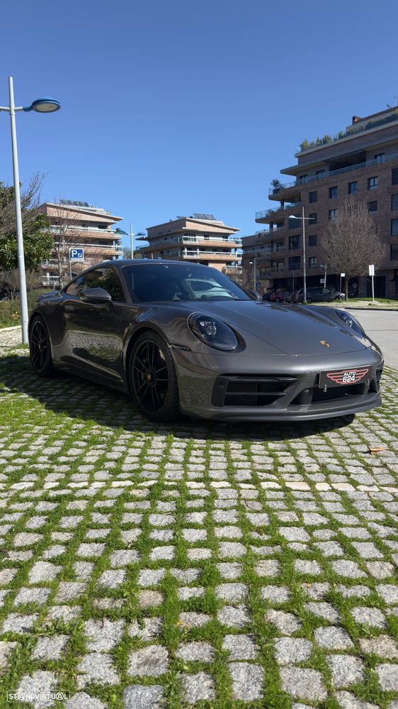 Porsche 911 (992) Carrera 4 GTS PDK - 2