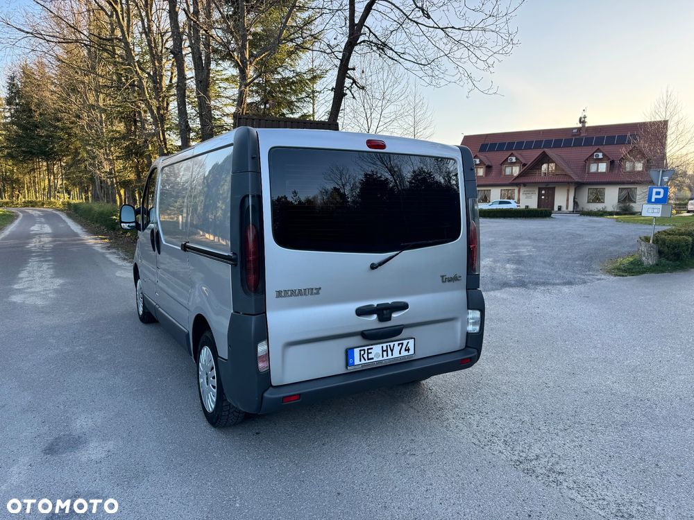 Renault Trafic - 9