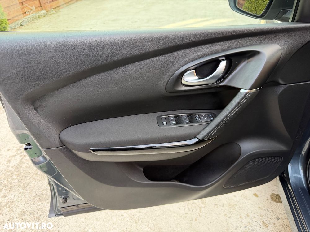 Renault Kadjar BLUE dCi 115 EDC INTENS - 25