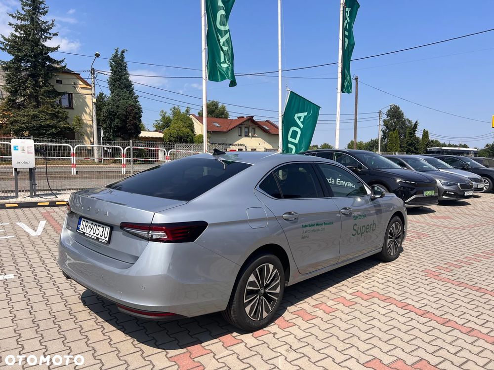 Skoda Superb 2.0 TSI Edition 130 DSG - 5