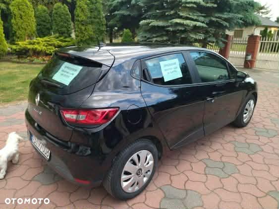 Renault Clio 1.2 16V 75 Experience - 19