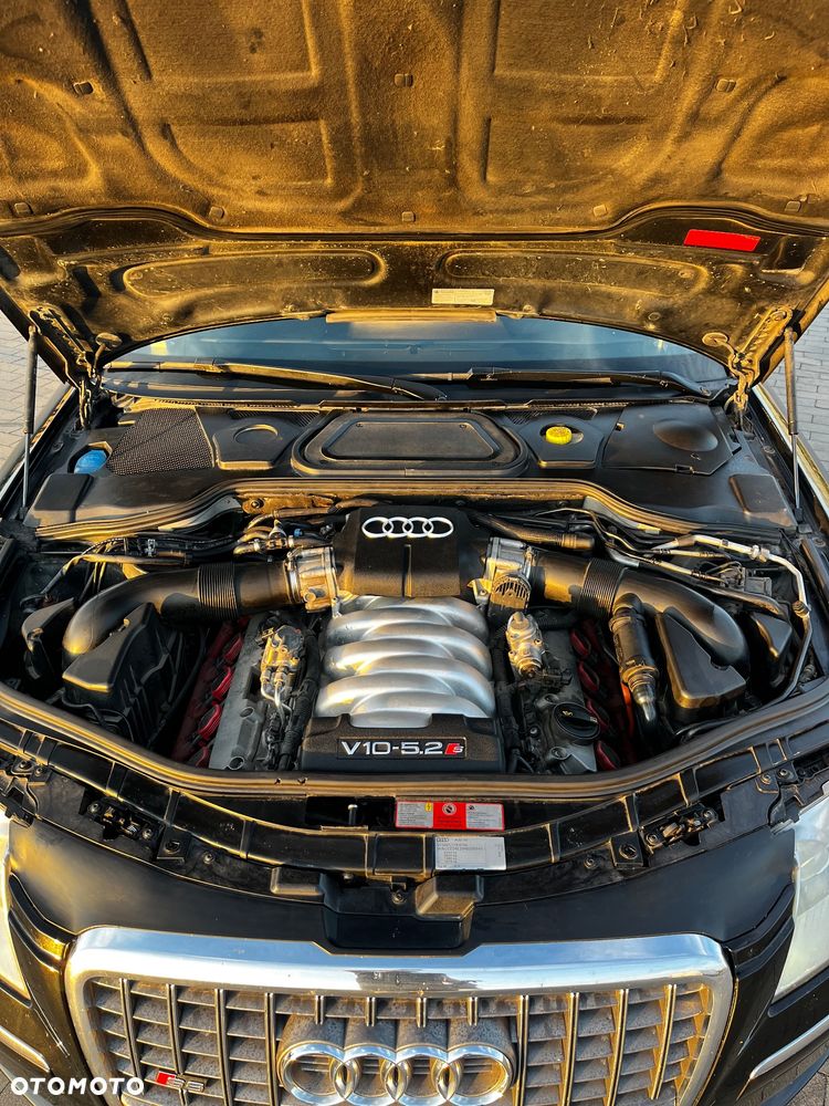 Audi S8 - 29