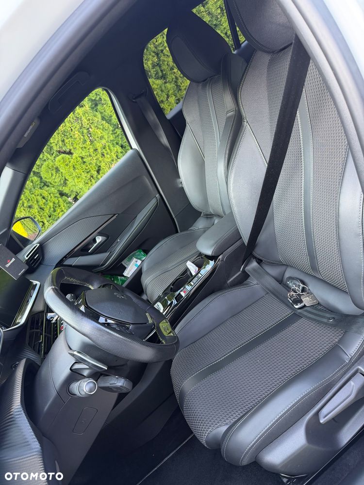 Peugeot 208 1.2 PureTech GT Pack S&S EAT8 - 9