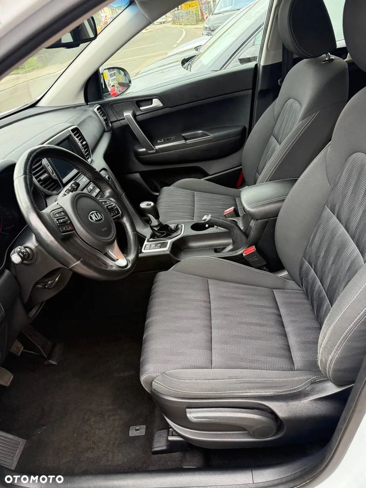 Kia Sportage 1.6 GDI 2WD Edition 7 - 8