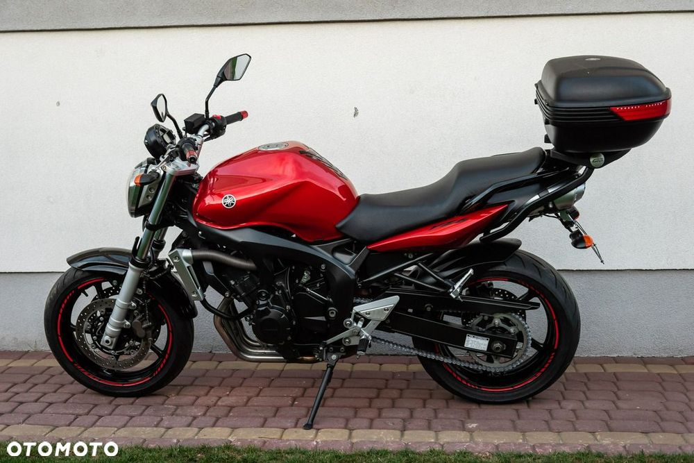 Yamaha FZ - 5
