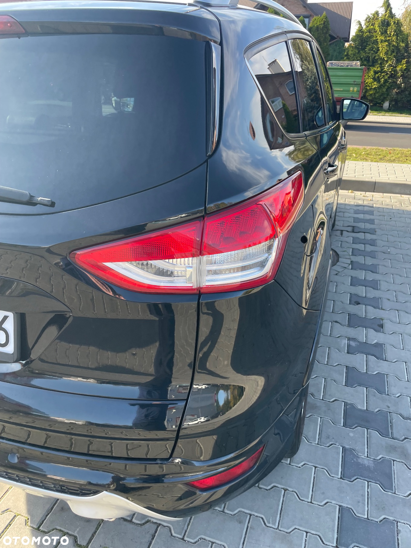 Ford Kuga 2.0 TDCi 4x4 Individual - 4