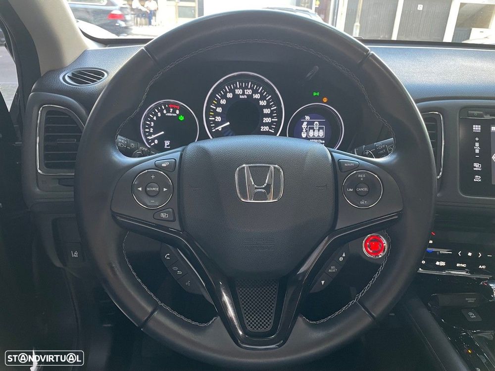 Honda HR-V 1.5 i-VTEC Executive CVT - 16