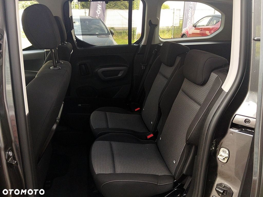 Toyota Proace City Verso 1.2 D-4T Family - 12