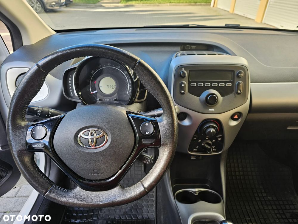 Toyota Aygo 1.0 VVT-i Color Edition - 8