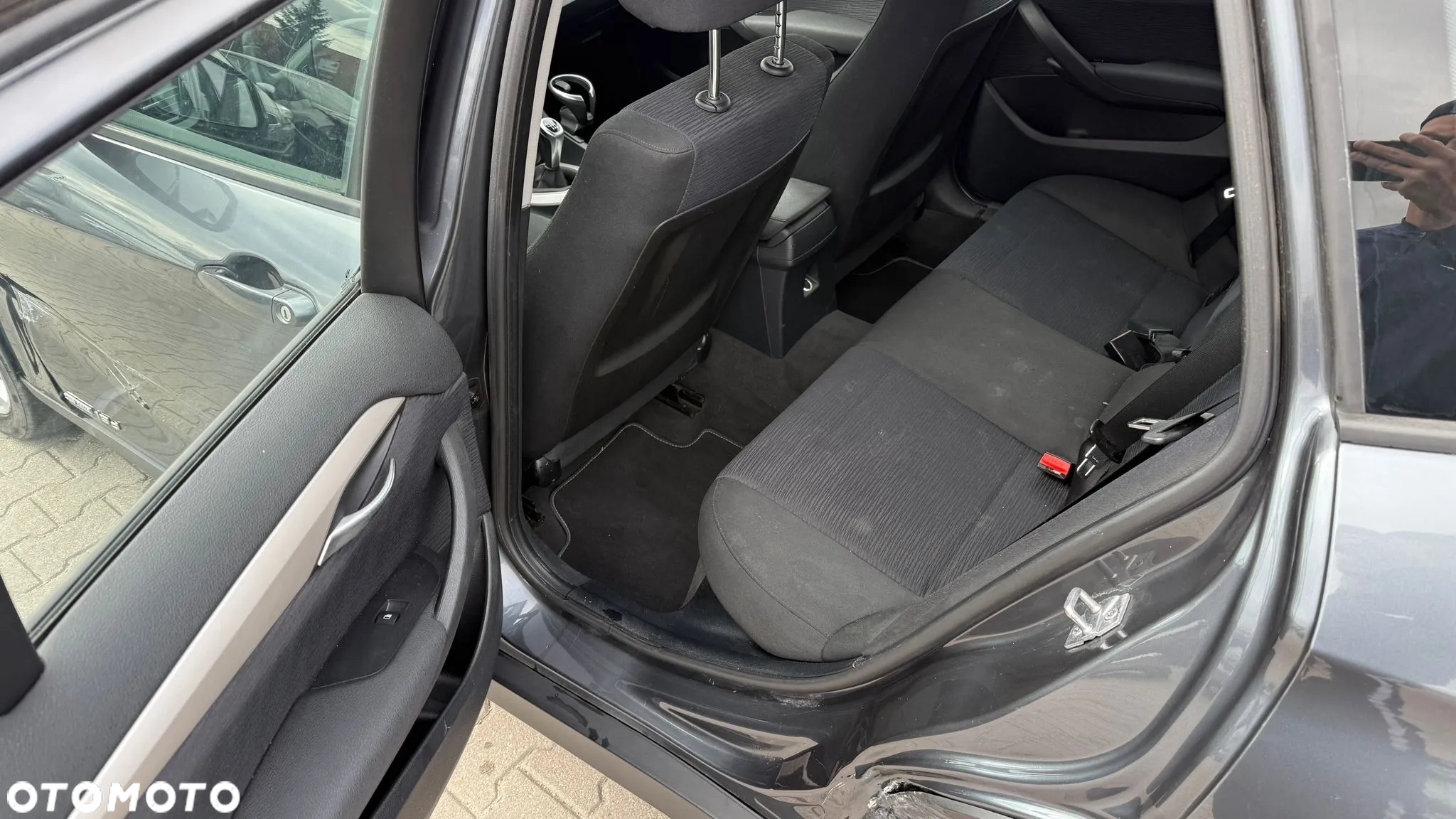 BMW X1 sDrive18d - 13