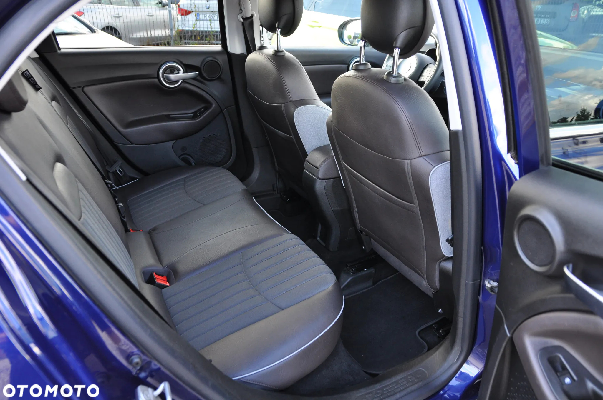 Fiat 500X 1.6 Multijet 4x2 S&S DCT Lounge - 12