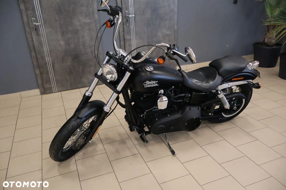 Harley-Davidson Dyna - 11