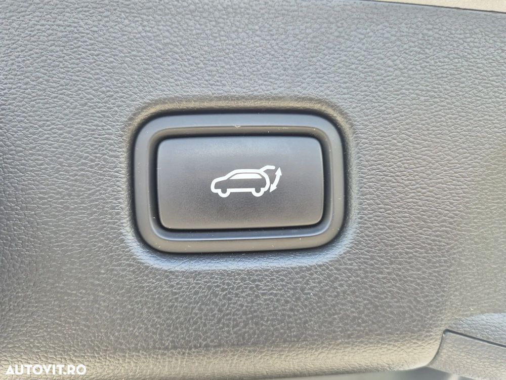 Hyundai Tucson 1.6 T-GDi 48V-Hybrid 4WD DCT Trend - 27