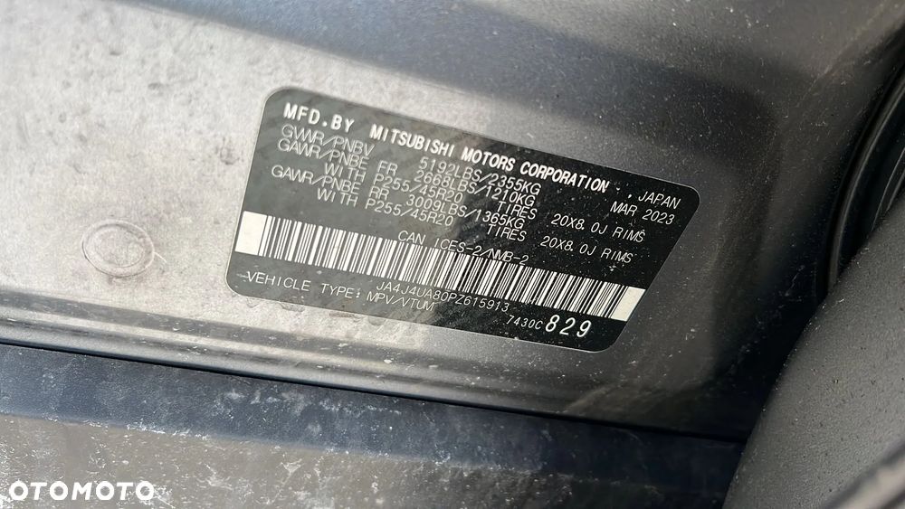 Mitsubishi Outlander 2.0 Intense + 4WD CVT - 12