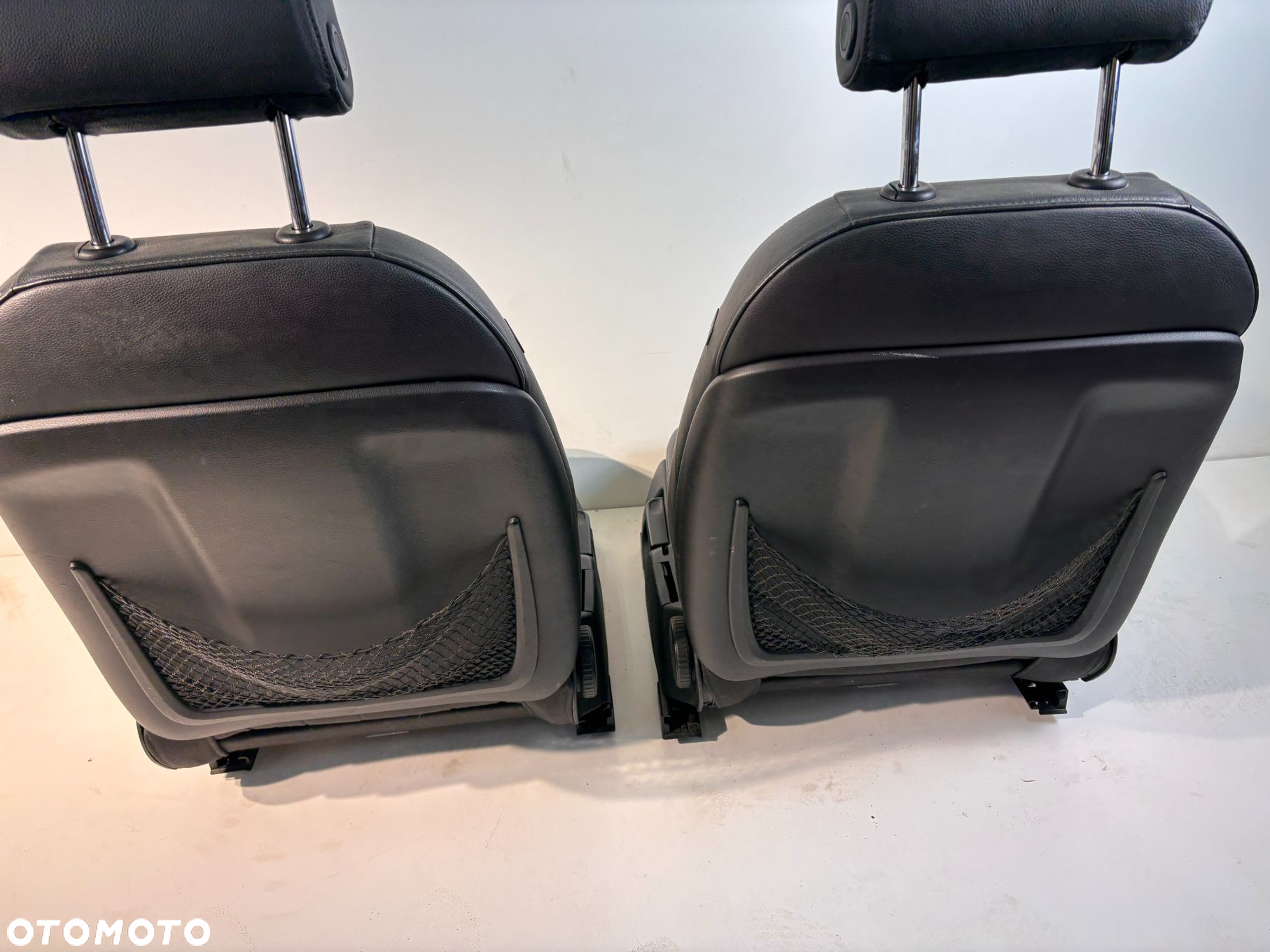 FOTELE SKÓRZANE KOMPLET GRZANE GRZANA KANAPA SCHOWKI KOMBI-SEDAN Audi A4 B6/B7 - 7