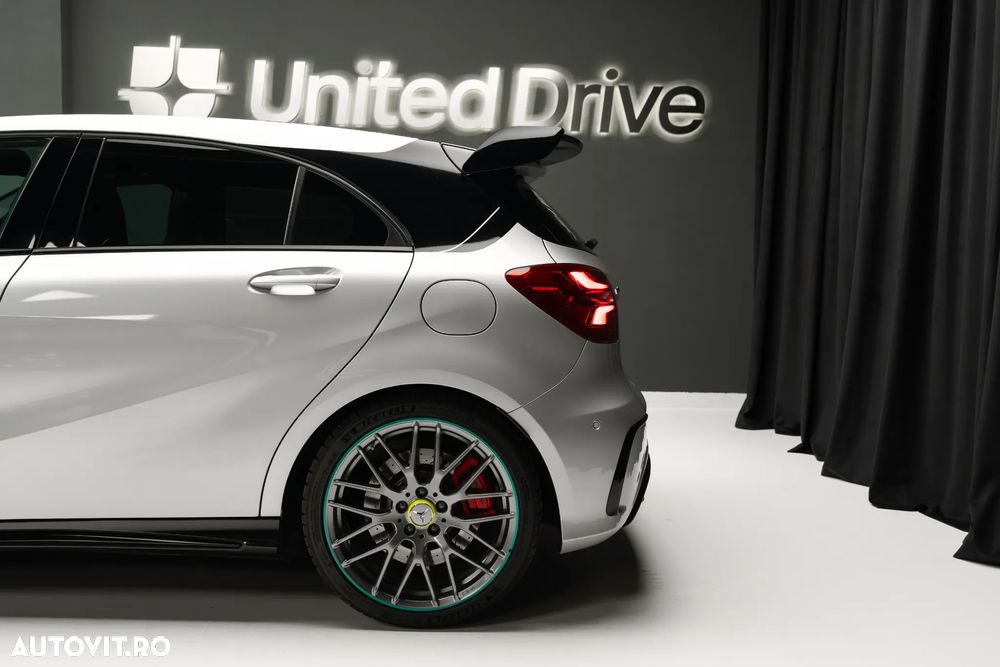 Mercedes-Benz A 45 AMG 4Matic AMG Speedshift 7G-DCT PETRONAS 2015 World Champion Edition - 10