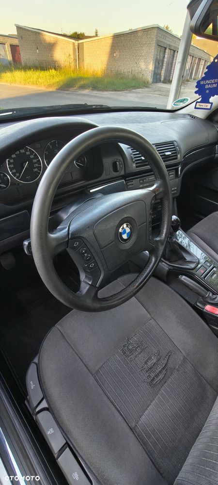 BMW Seria 5 - 13