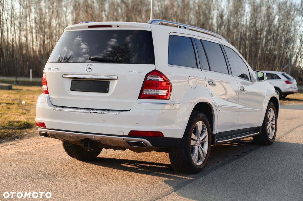 Mercedes-Benz GL 450 4Matic 7G-TRONIC - 12