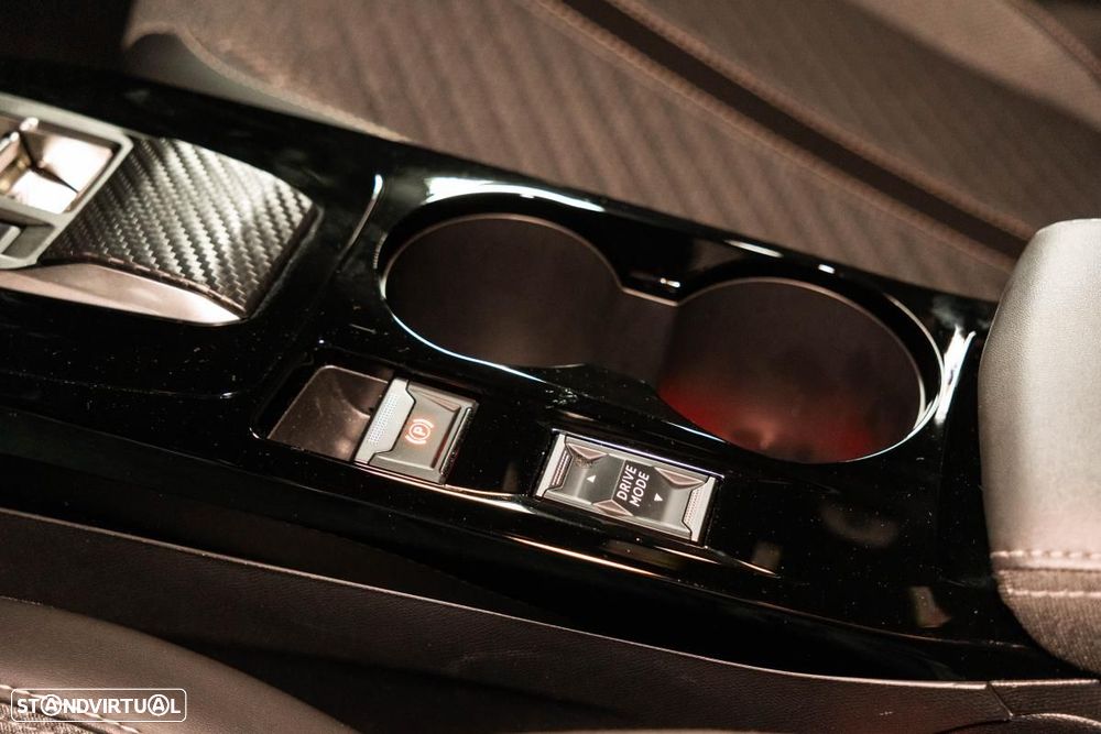 Peugeot e-2008 54 kWh Allure - 35