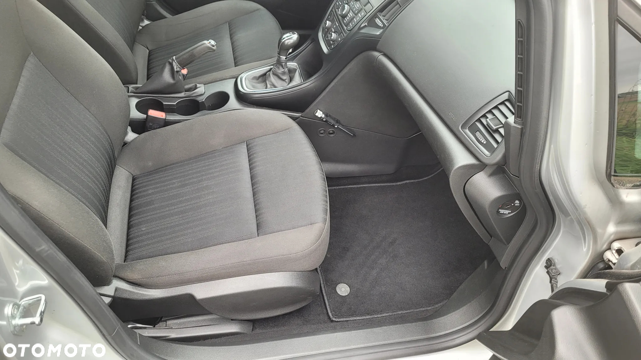 Opel Astra IV 1.4 T Active - 14