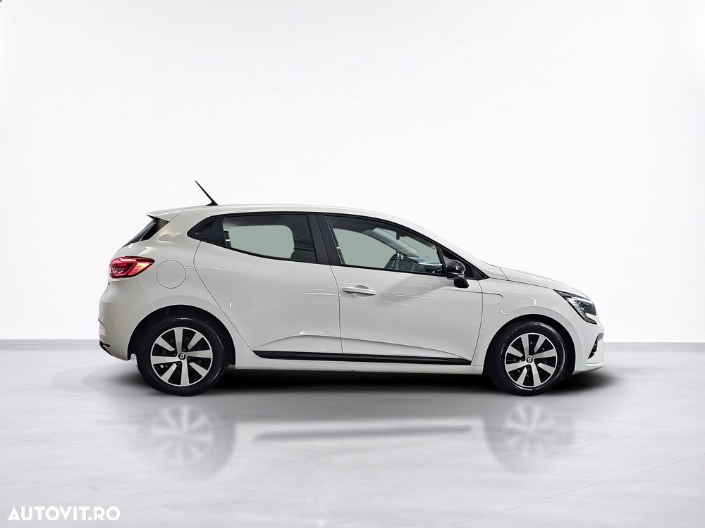 Renault Clio - 7