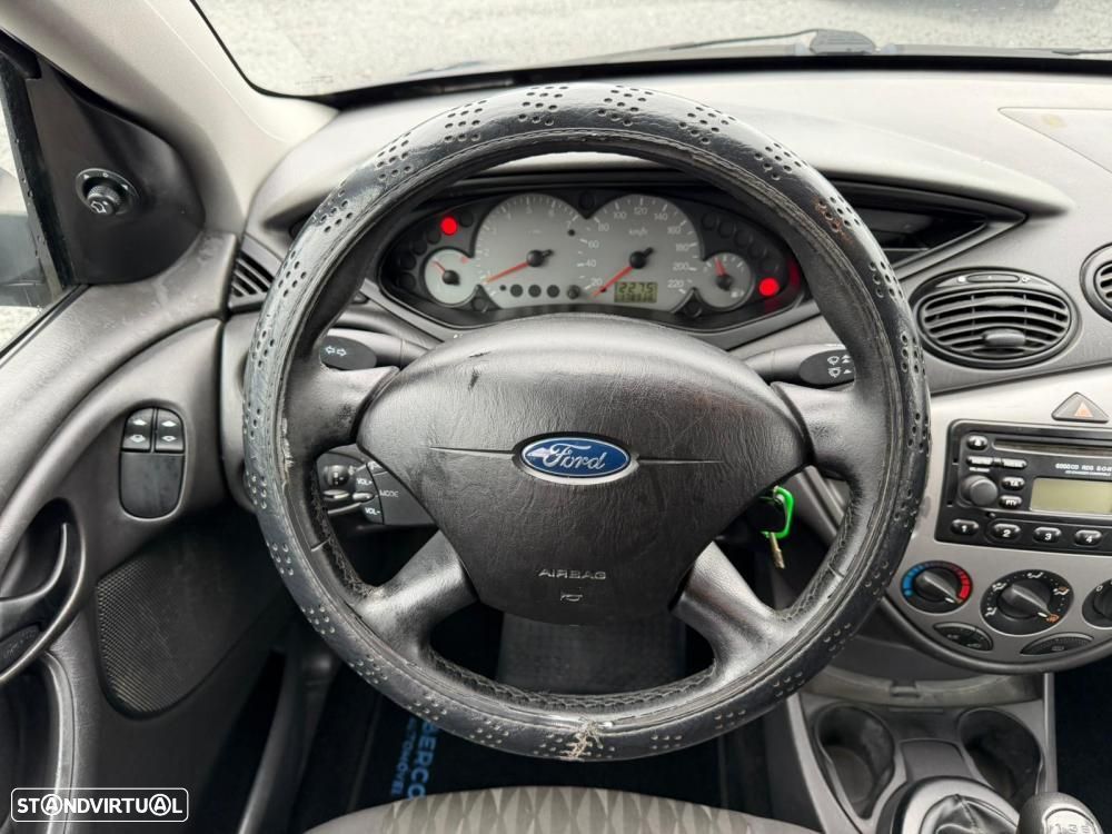 Ford Focus SW 1.8 TDCi Trend - 11