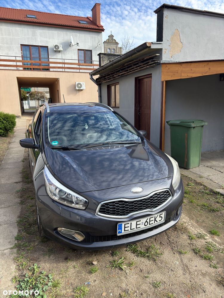 Kia Ceed 2015 photo 2