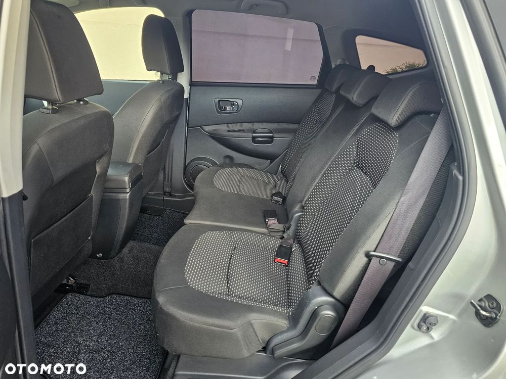 Nissan Qashqai+2 2.0 visia - 14