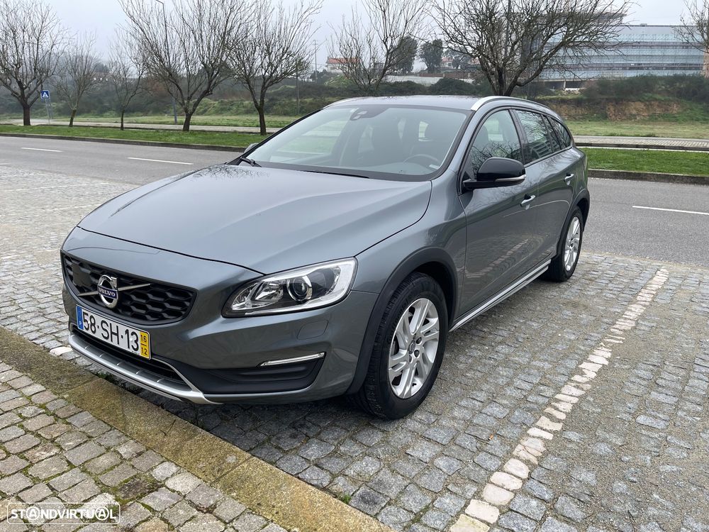 Volvo V60 Cross Country 2.0 D3 Momentum Geartronic - 18
