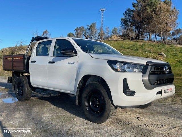 Toyota Hilux 2.4 D-4D 4WD CD CM - 1