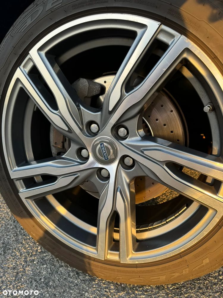 Volvo S60 2.5 T5 - 5