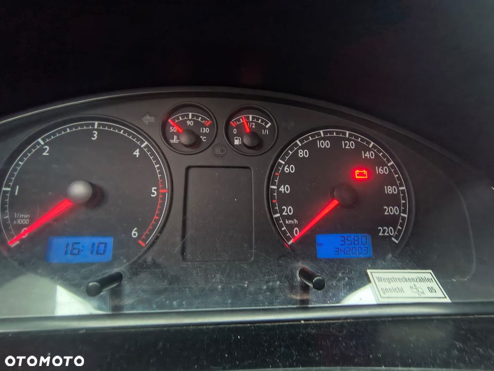 Volkswagen Multivan - 6