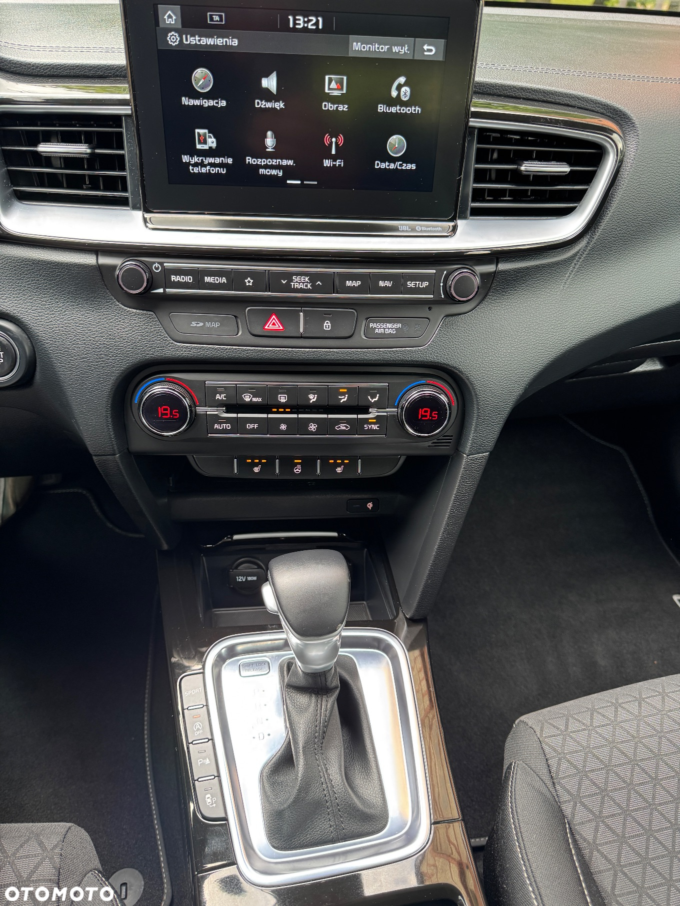 Kia Ceed 1.4 T-GDI DCT OPF Spirit - 23