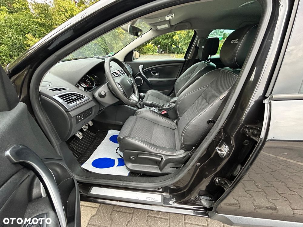 Renault Megane 1.9 dCi Privilege - 24