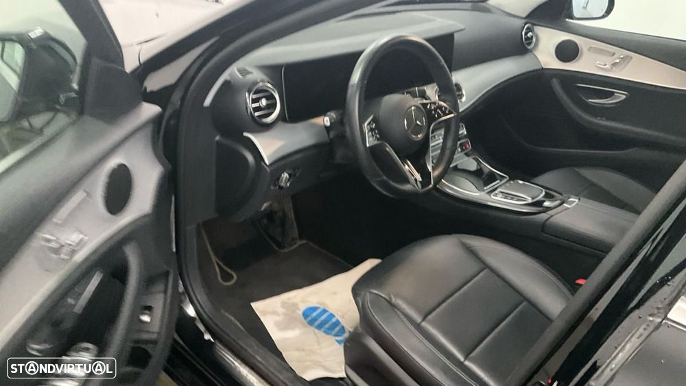 Mercedes-Benz E 300 de 4Matic 9G-TRONIC - 6