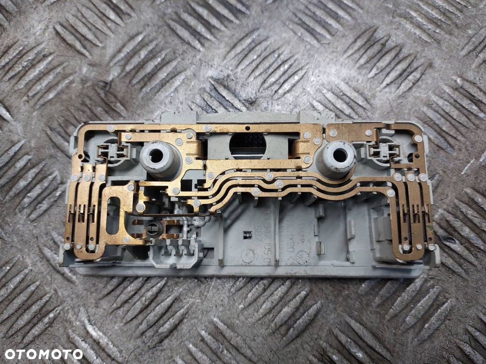 LAMPKA PODSUFITKI SEAT LEON I TOLEDO II 3B0947105C - 2